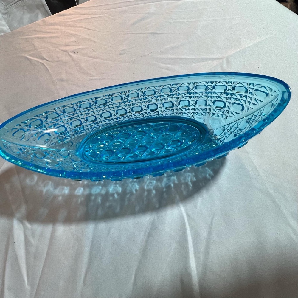 Vintage Tiara Indiana Glass Ice Blue Bird & Strawberry Oval Relish/candy Bowl